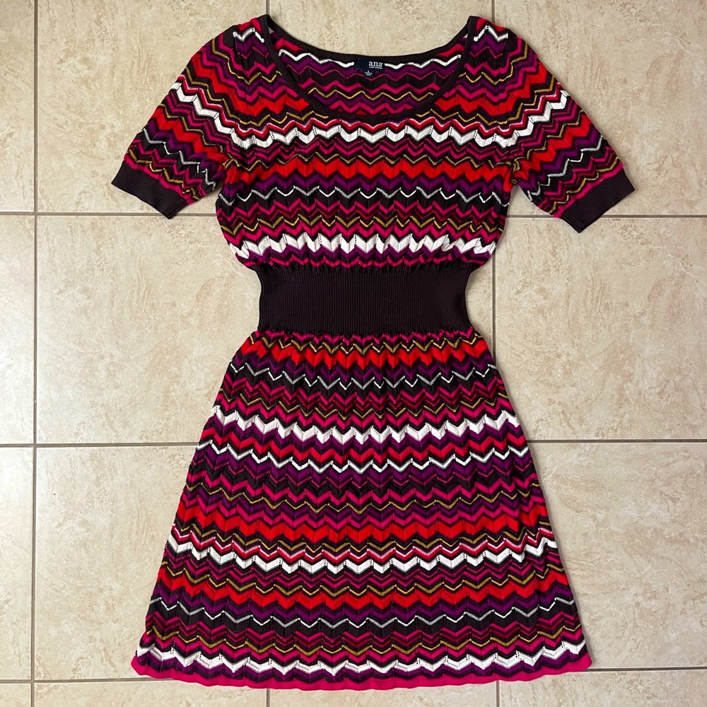 Chevron Striped Knit Short Sleeve Dress